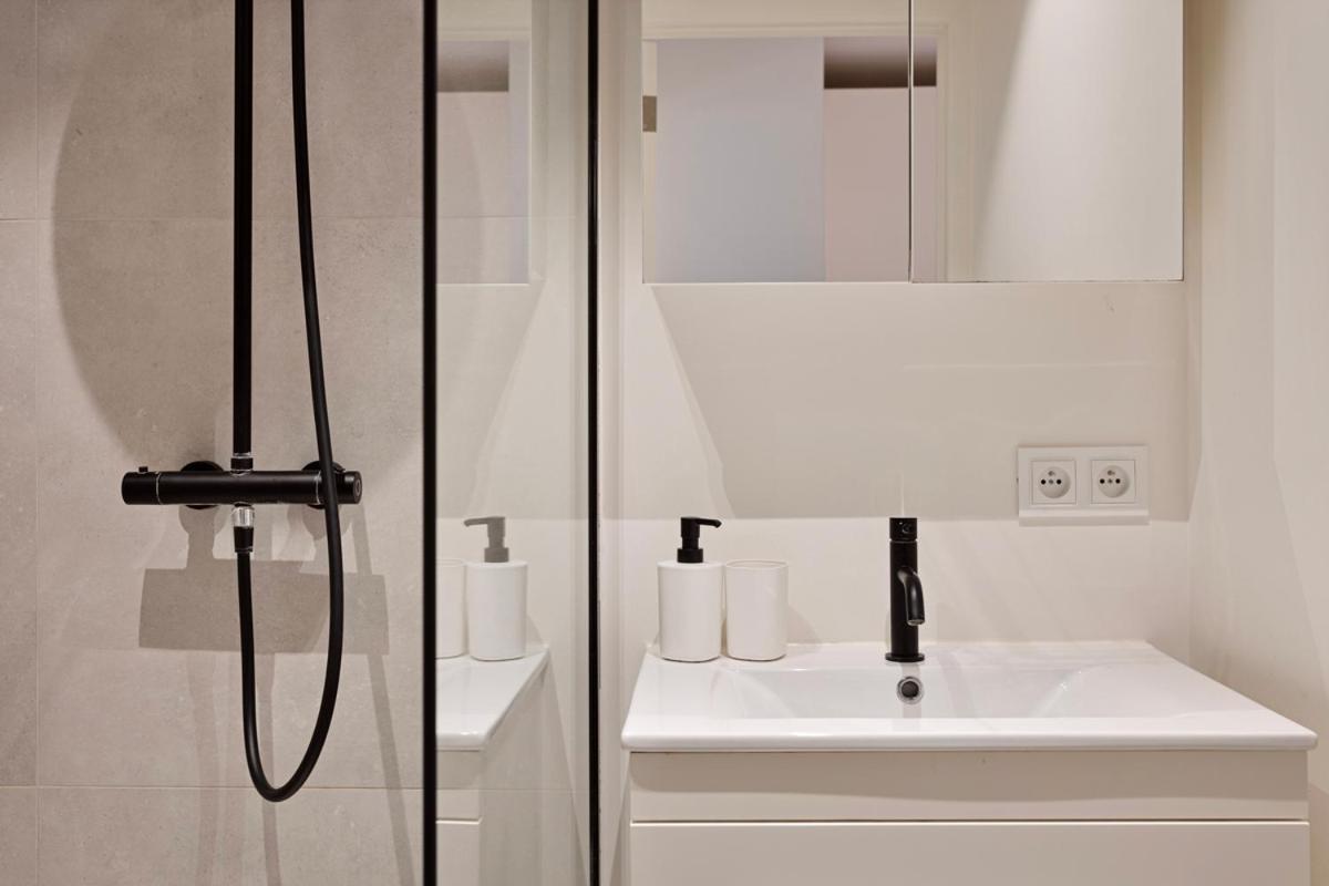 Cosy Apartments @ City Center Antwerpen Bagian luar foto